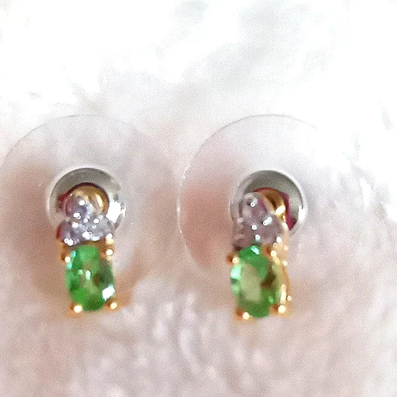 PREMIUM NATURAL TSAVORITE GARNET, NATURAL WHITE ZIRCON EARRINGS - Picture 2 of 5